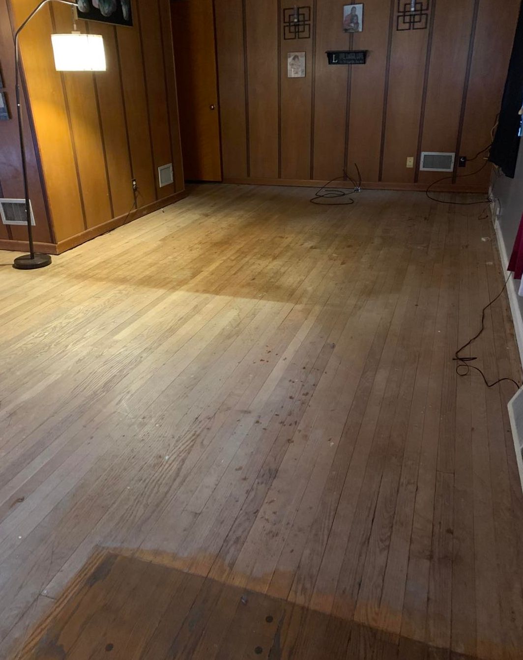 Bedroom floor before refinishing